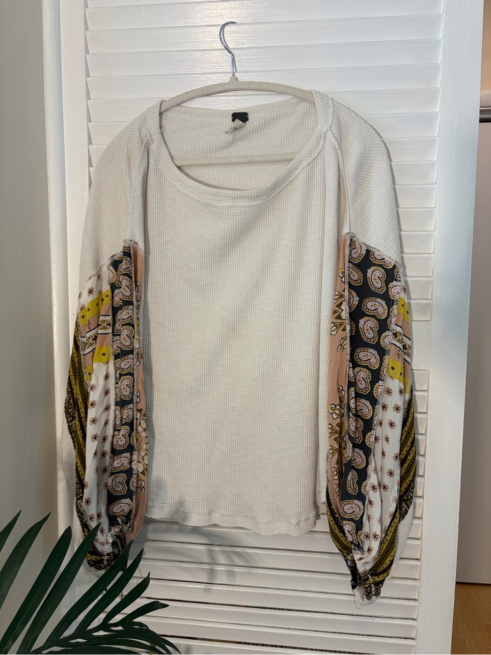 We The Free White Thermal Top with Printed Balloon Sleeves
